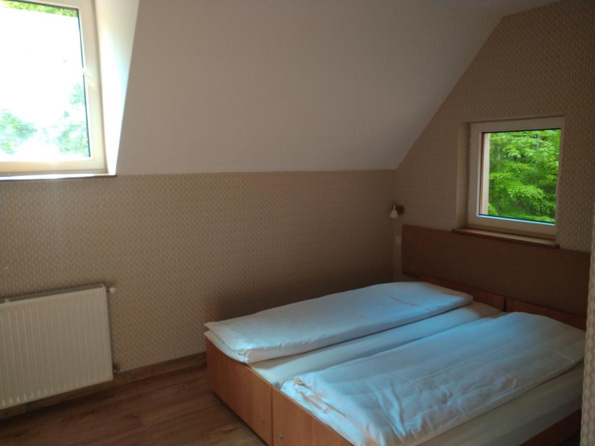 Dworek Lesny Kudowa-Zdrój Extérieur photo