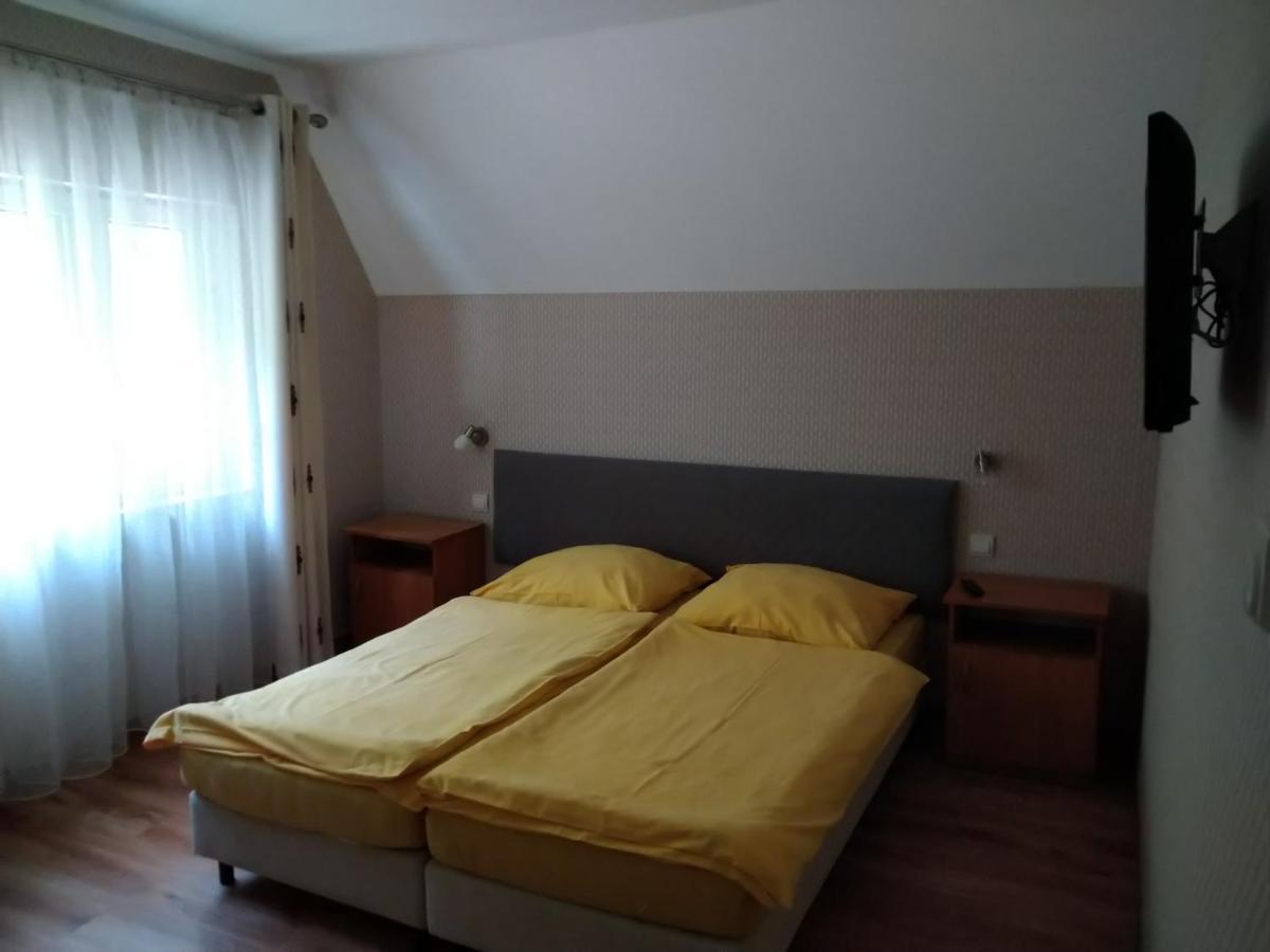 Dworek Lesny Kudowa-Zdrój Extérieur photo